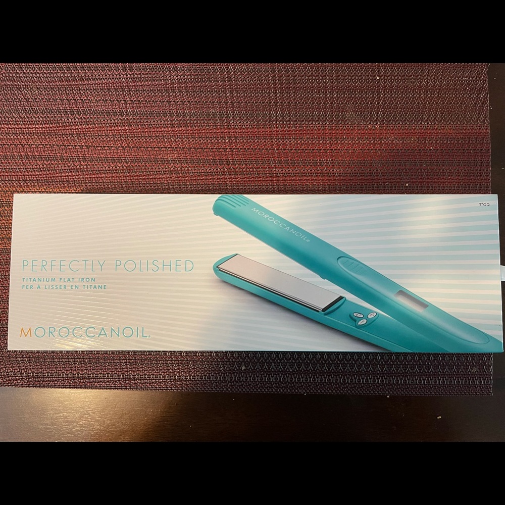 Moroccanoil Flat Iron